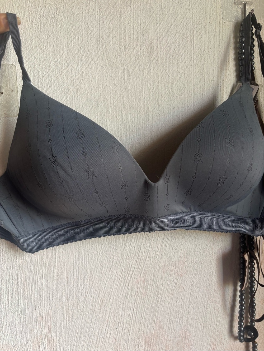 Victoria's Secret Gray Wireless T-Shirt Bra - Smooth Molded Cups